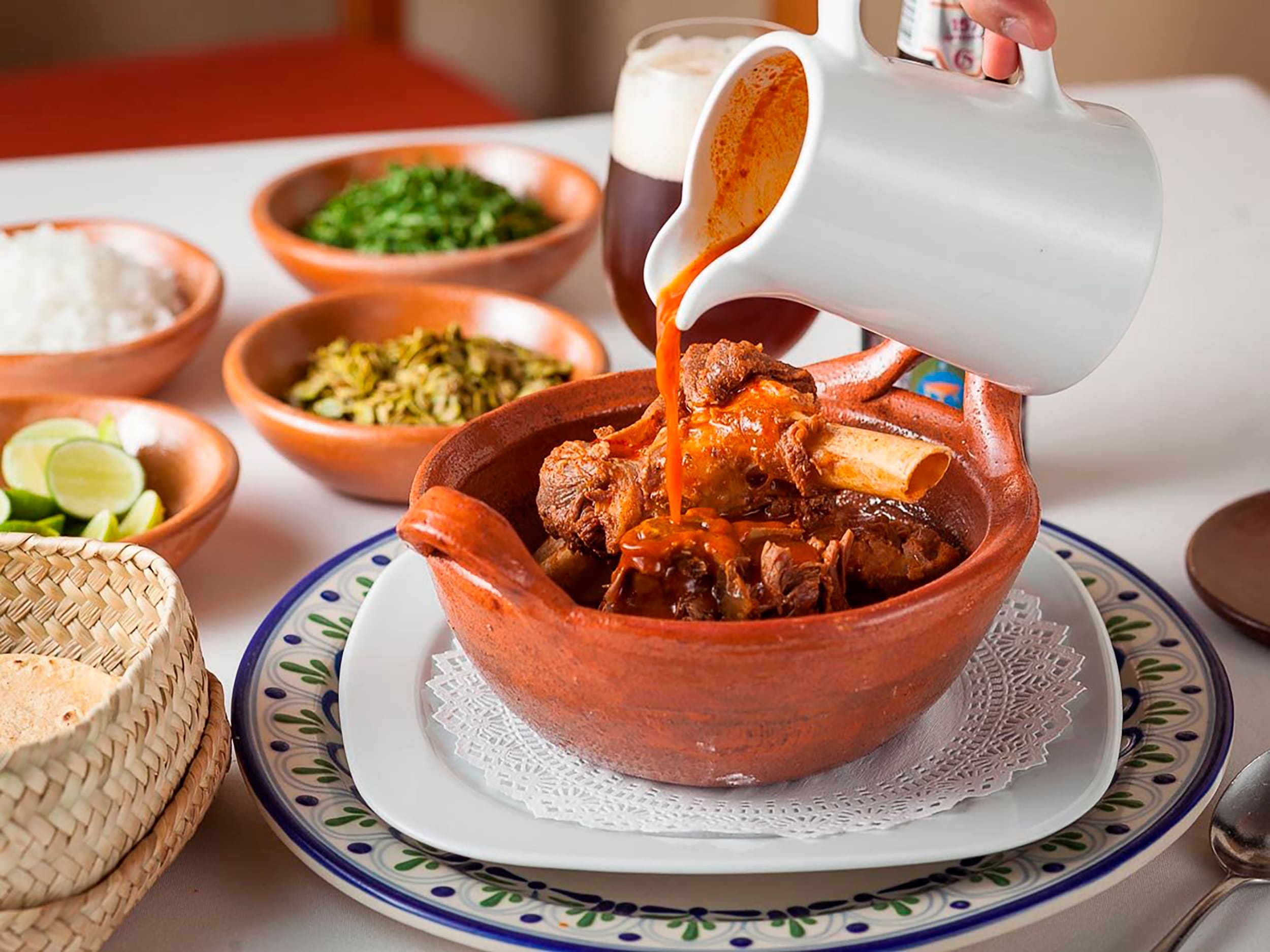 Pureba el Mole de Caderas de los mejores restaurantes en Puebla