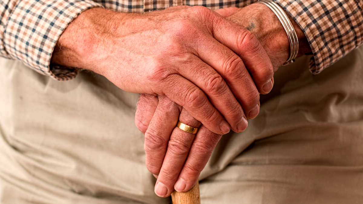 El Día Mundial de la Osteoporosis es perfecto para conocer sobre la rehabilitación en adultos mayores