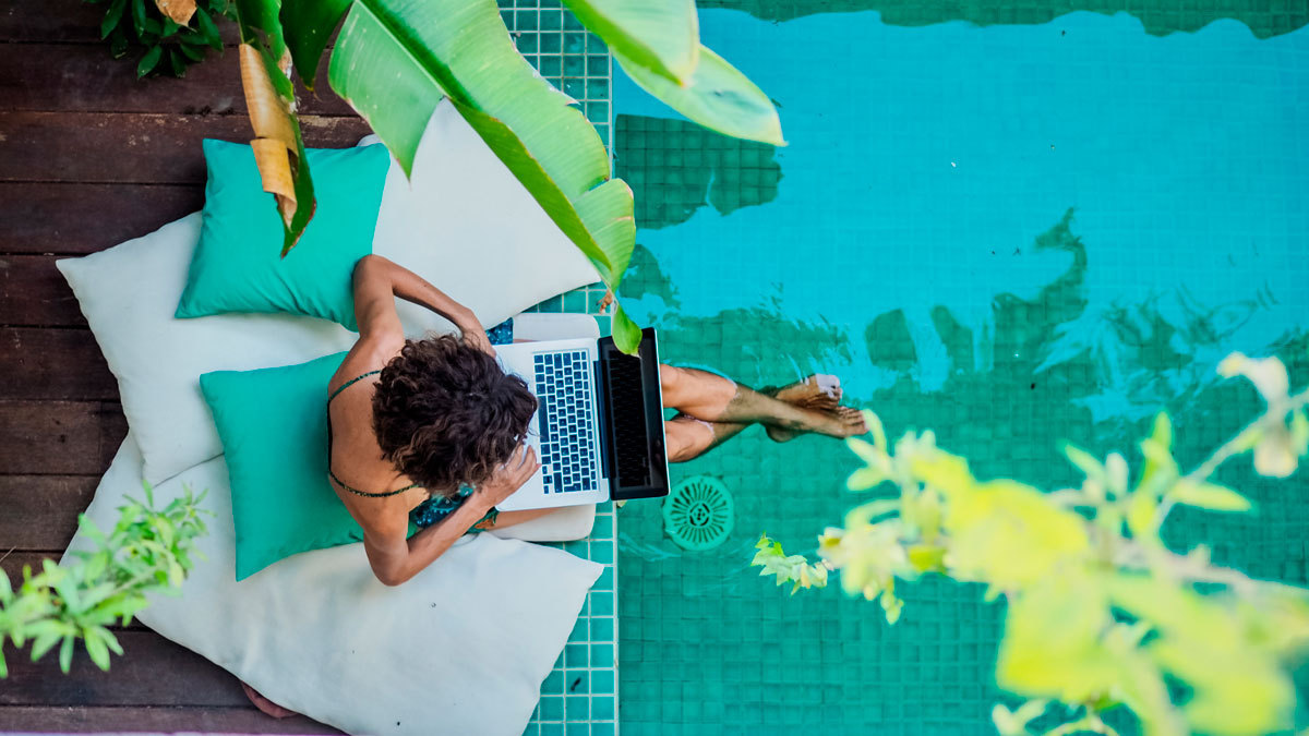 If you are a digital nomad and you like adventure, you will love practising scuba diving in Cozumel