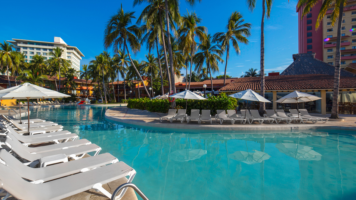 Holiday Inn Ixtapa is an All Inclusive Resort perfect for your next vacations