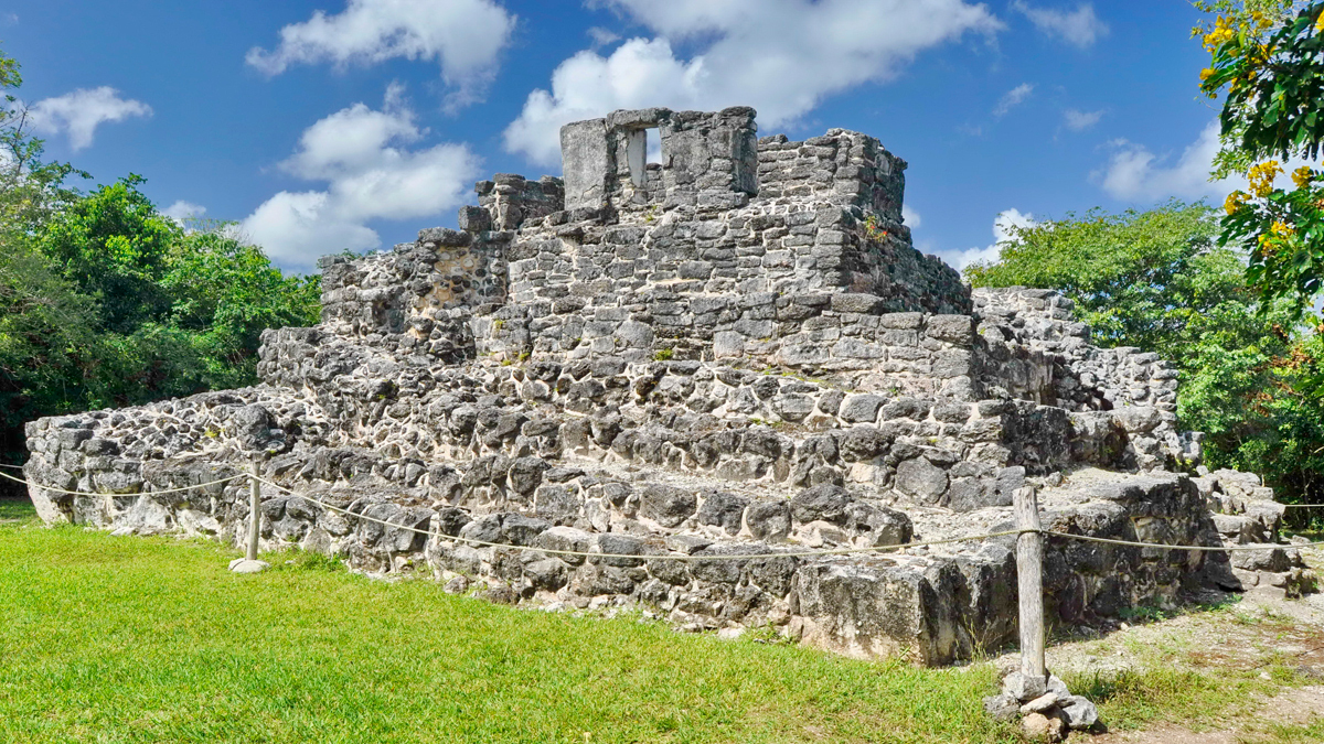 Con este hotel en Cozumel podrá hacer turismo cultural inolvidable