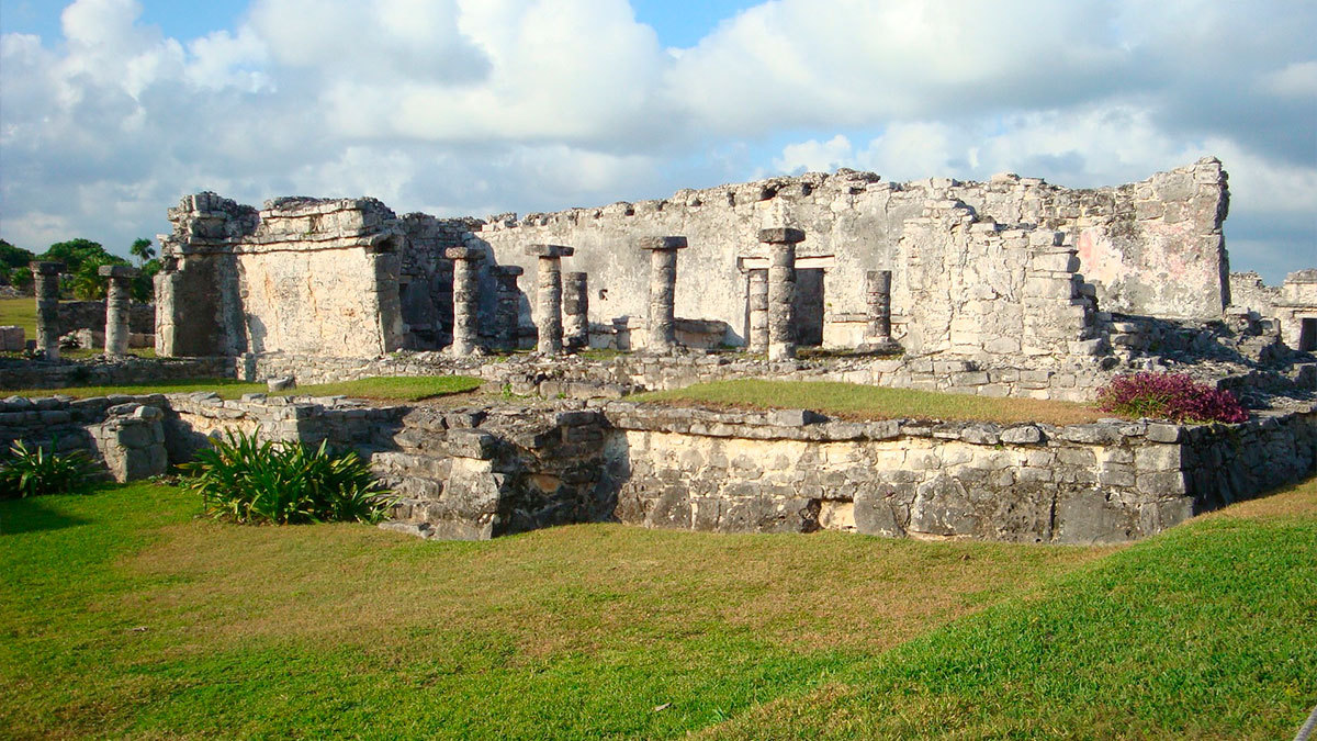 Kimpto Aluna is a hotel near Tulum Mayan ruins