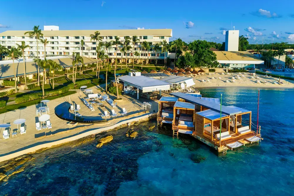 Hot Travel 2023 and a hotel in Cozumel