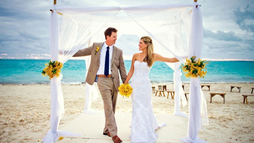 Bodas en Cancún con las últimas tendencias en ceremonias en la playa