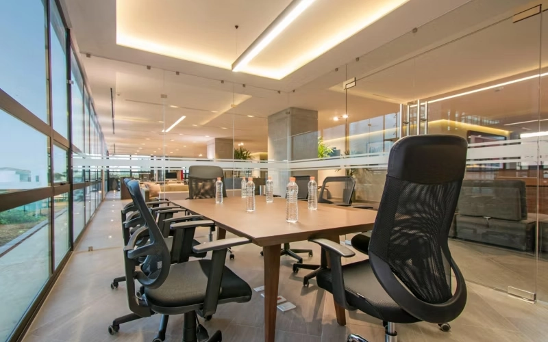 IHG hotel in Guadalajara with meeting rooms close to Expo Guadalajara for Expo Merceria