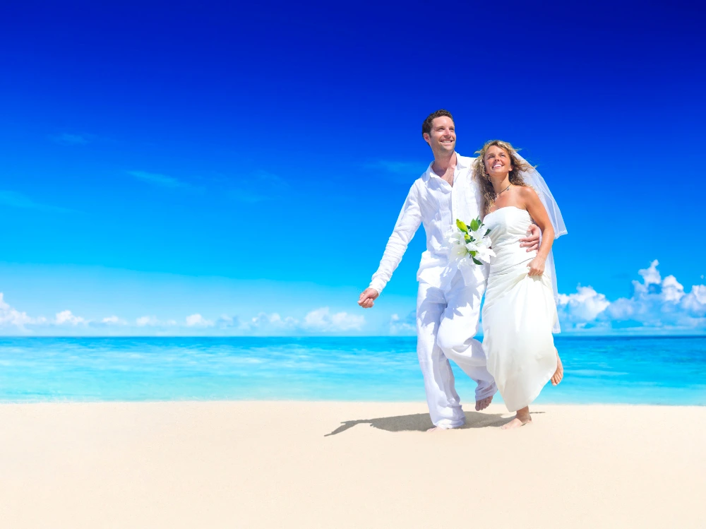 Cancun wedding in a 5-star luxury hotel with beachfront locations