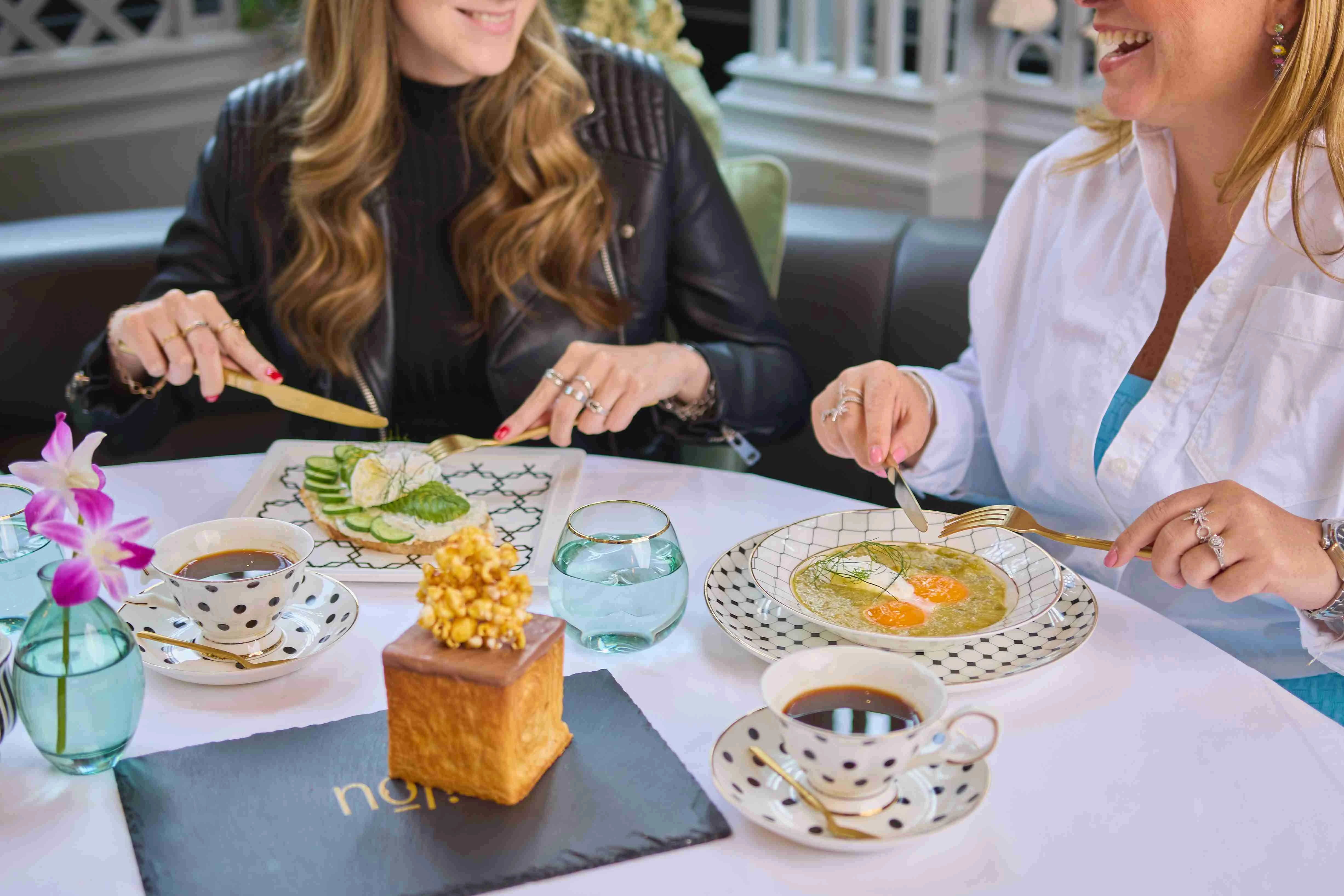 Restaurant in Monterrey, Mexico, with gluten-free and vegan breakfasts