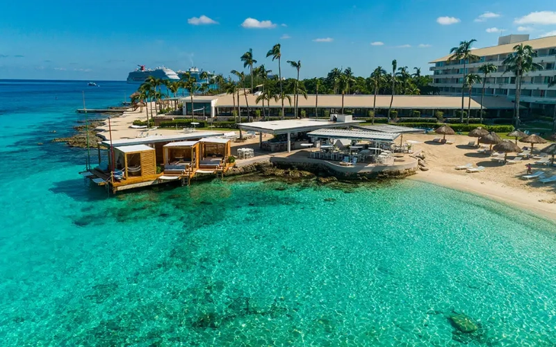 Cozumel hotel by the beach and a travel guide to explore touristic places