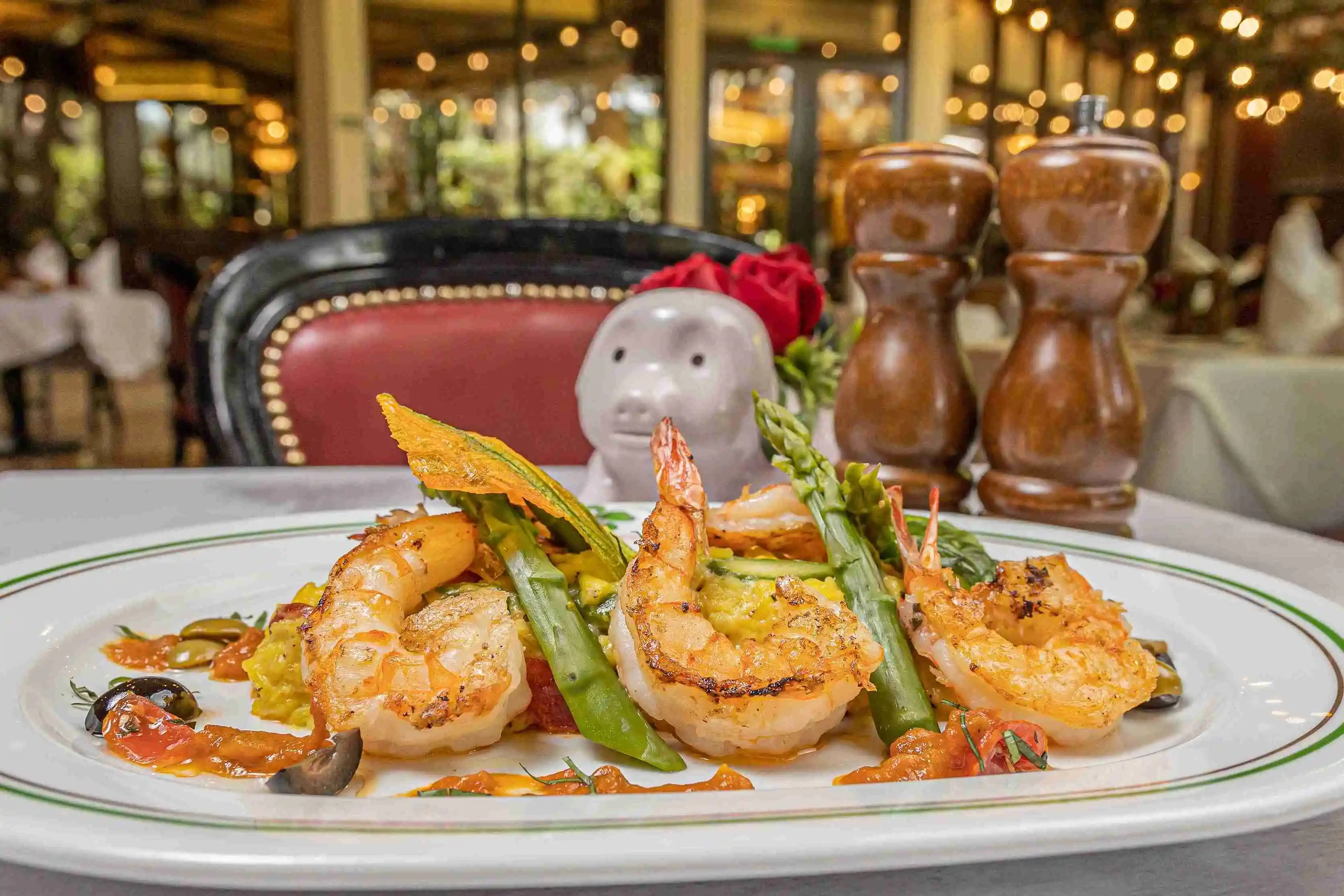 Restaurants for dinner with a French menu to celebrate Notre Dame reopening