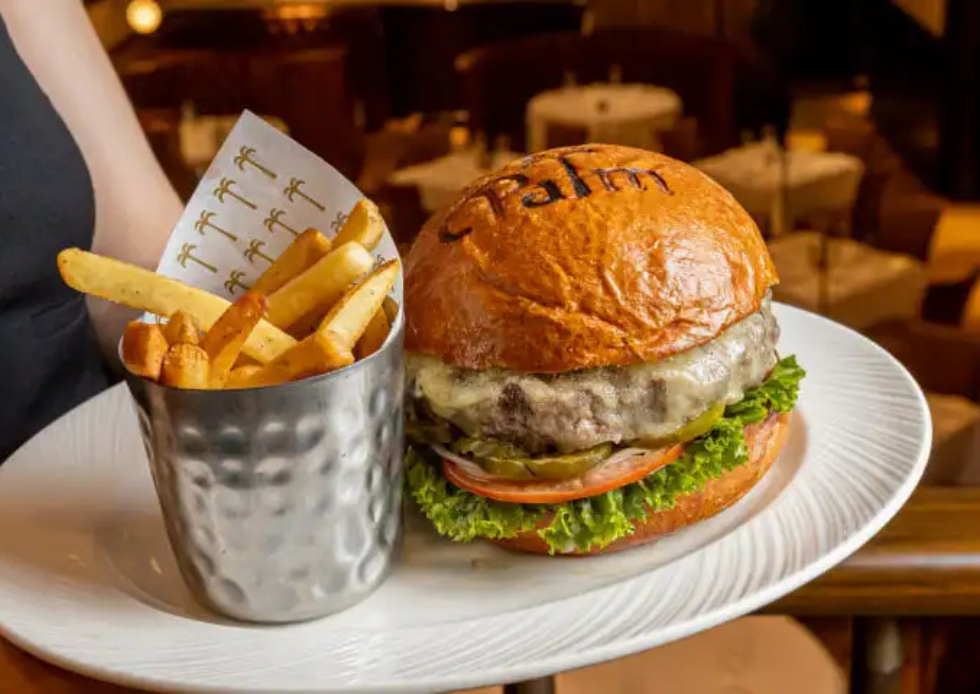 Hamburguesas gourmet en The Palm para los partidos de futbol